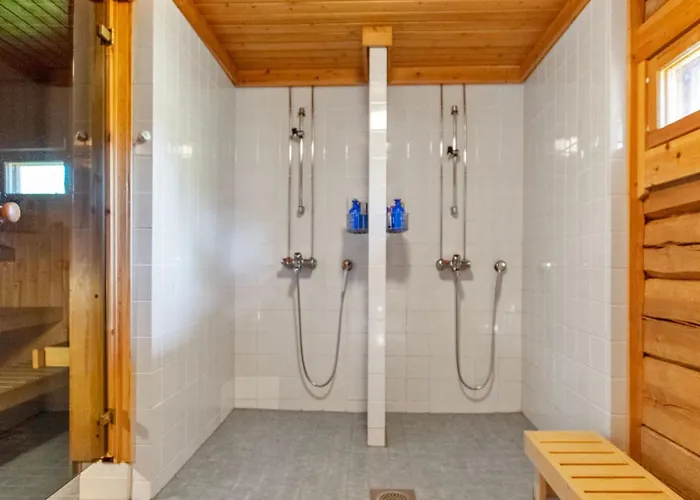 Holiday home Ahmanpesae By Interhome